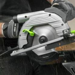 Scie Circulaire 1350W - 190mm - Constructor 9 Scie Circulaire 1350W - 190mm - Constructor -Homelite Soldes Boutique 5385578 5